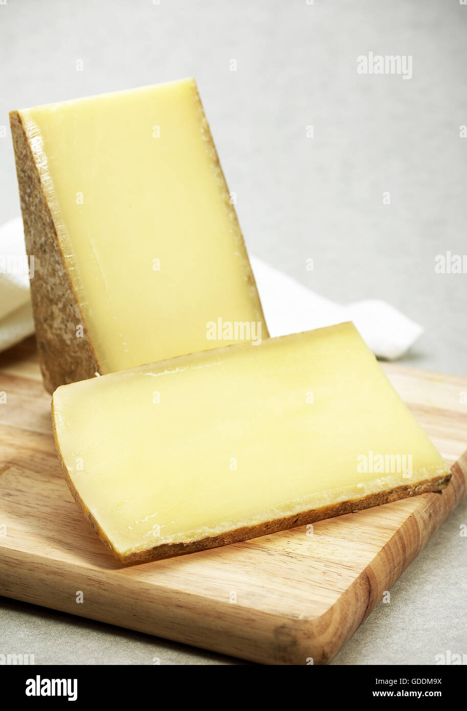 Comte, Francese formaggio prodotto con latte di vacca Foto Stock