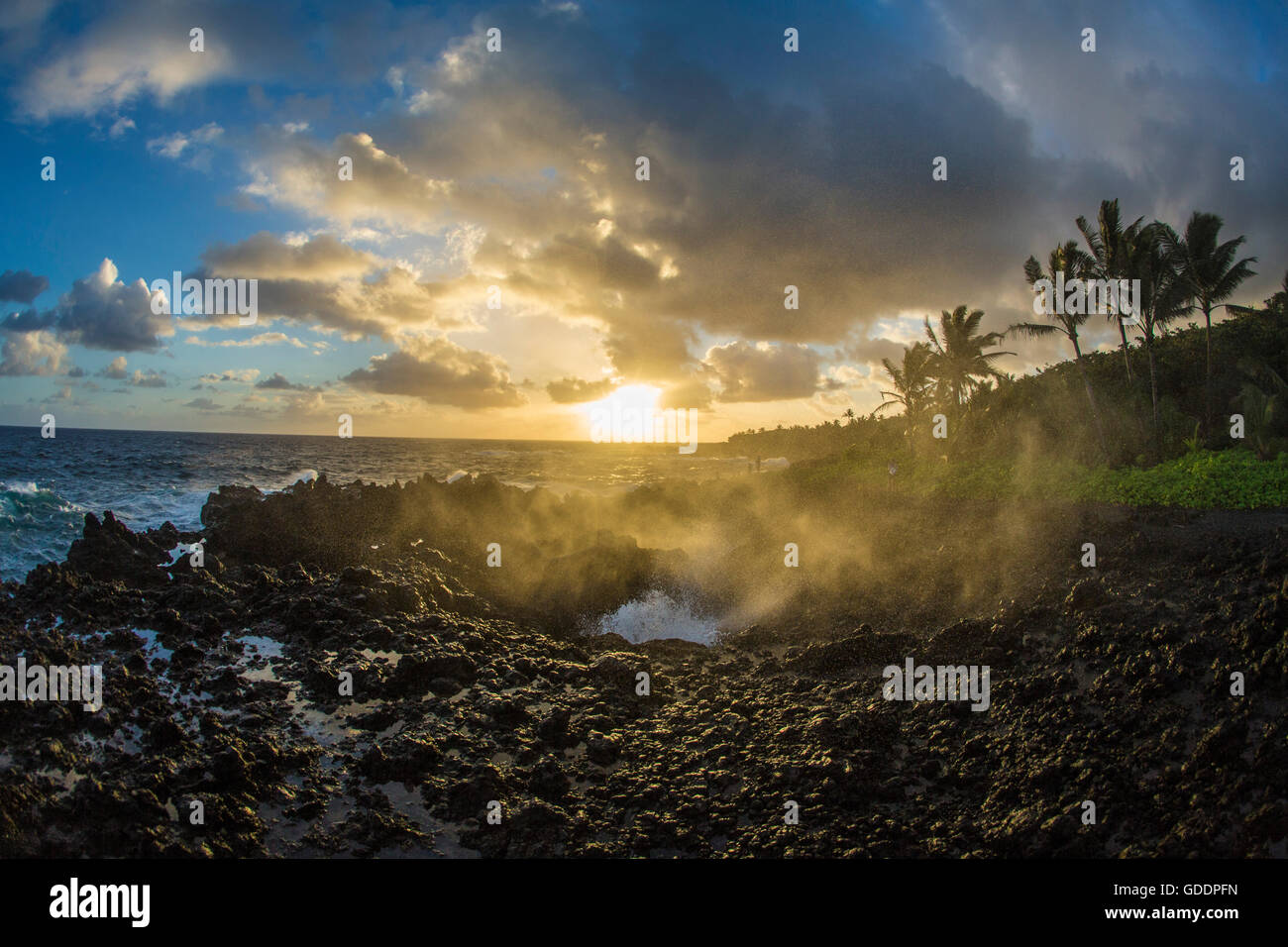 Maui,Wai ' anapanapa,parco nazionale,costa,STATI UNITI D'AMERICA,Hawaii,l'America,rock,cliff,pietra,montagna,Tramonto, Foto Stock