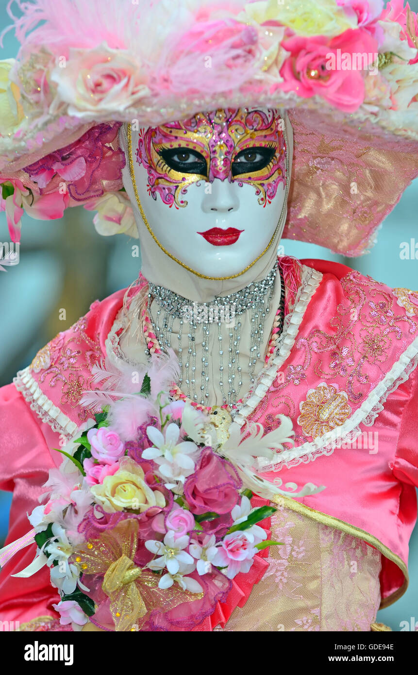 Venezia,Italia - Bella rosa costume floreale al 2015 Carnevale di Venezia: Foto Stock