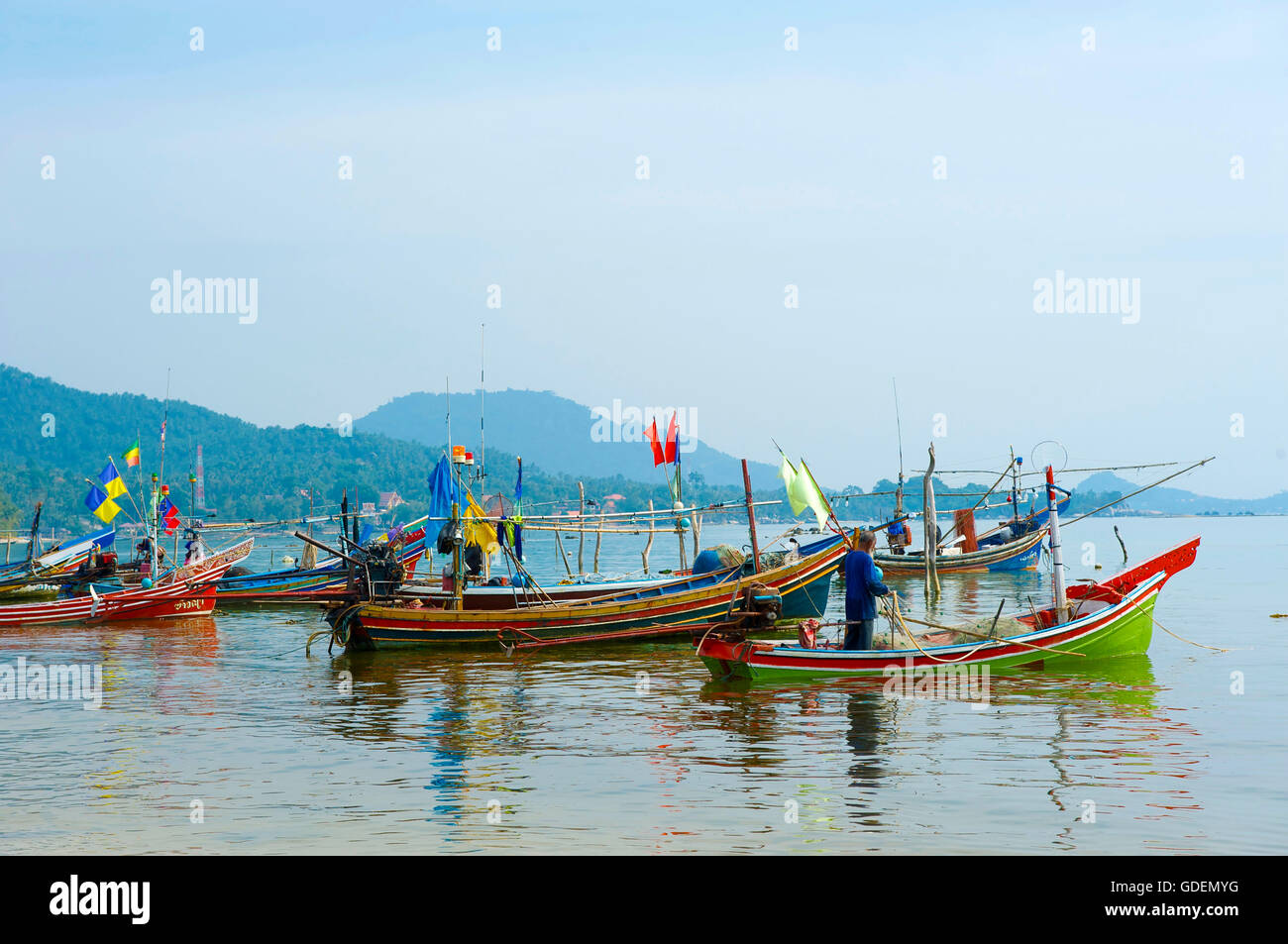 Fischerboote in Ban Na, Insel Ko Samui, Tailandia Foto Stock