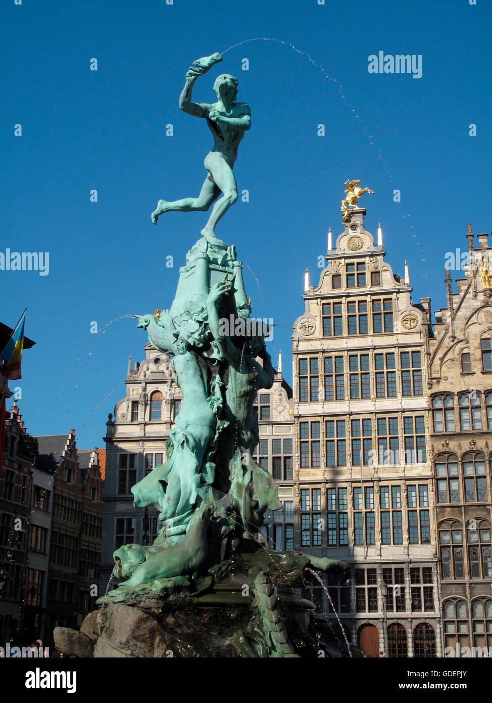 Brabo Fontana, Guild Houses, Grote Markt, Anversa, Fiandre, in Belgio Foto Stock