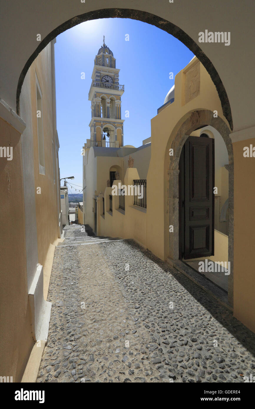 La Chiesa cattolica, Fira, Santorini, Cicladi, Grecia / Thira Foto Stock