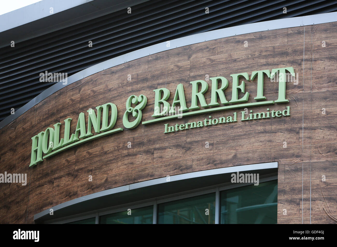 Holland e Barrett sede internazionale a Nuneaton Warwickshire. La salute della DDA ha negozi sparsi in tutto il mondo Foto Stock