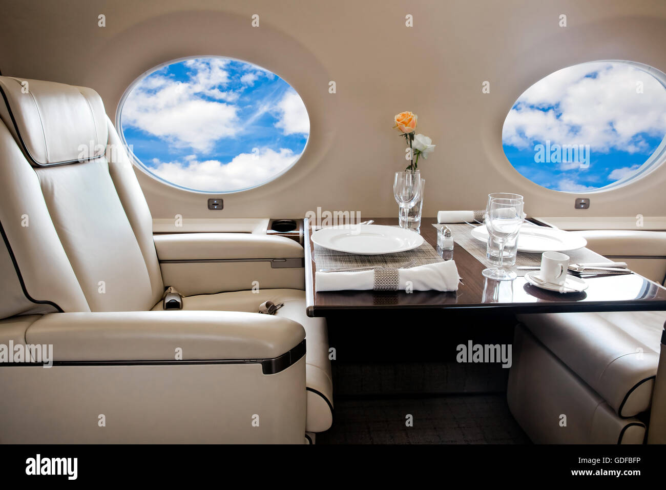 Volare da business class aeromobile Foto Stock