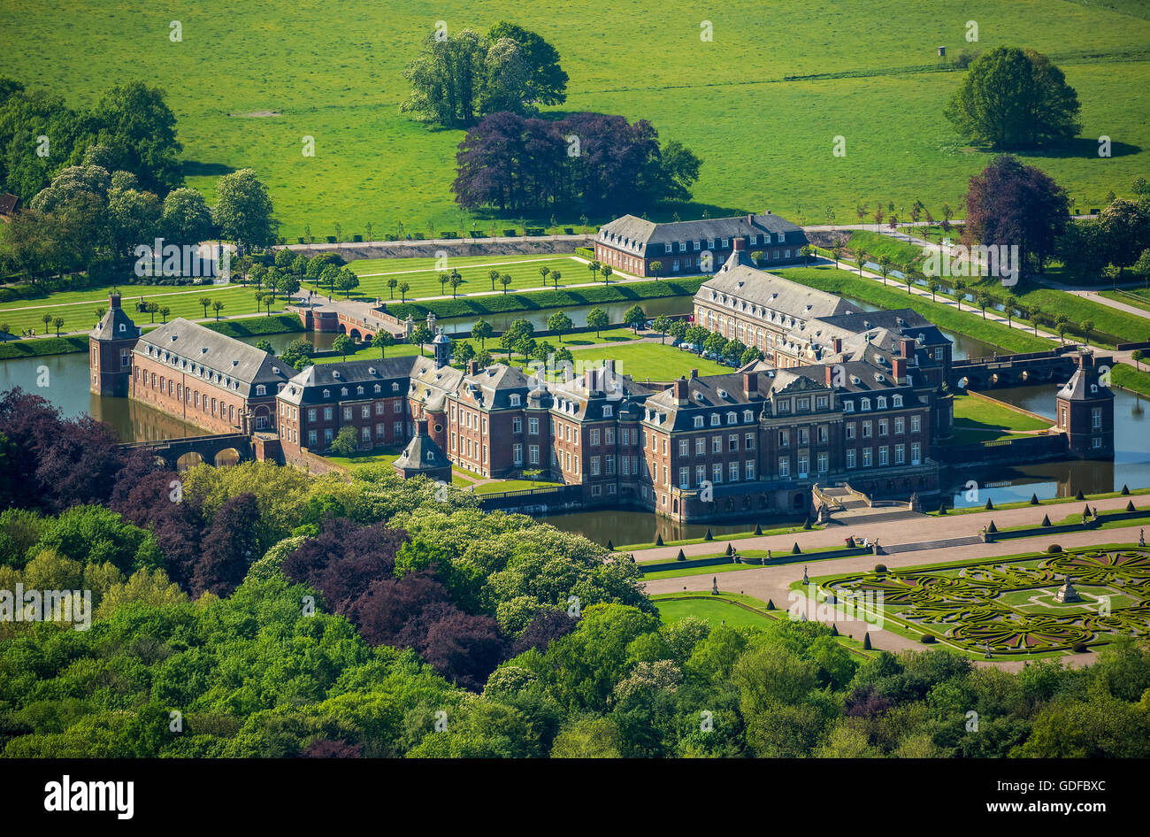 Vista aerea, moated il castello Castello Nordkirchen, Vestfaliano il Castello di Versailles, con il Parco del Castello, stile barocco francese, Fossato Foto Stock