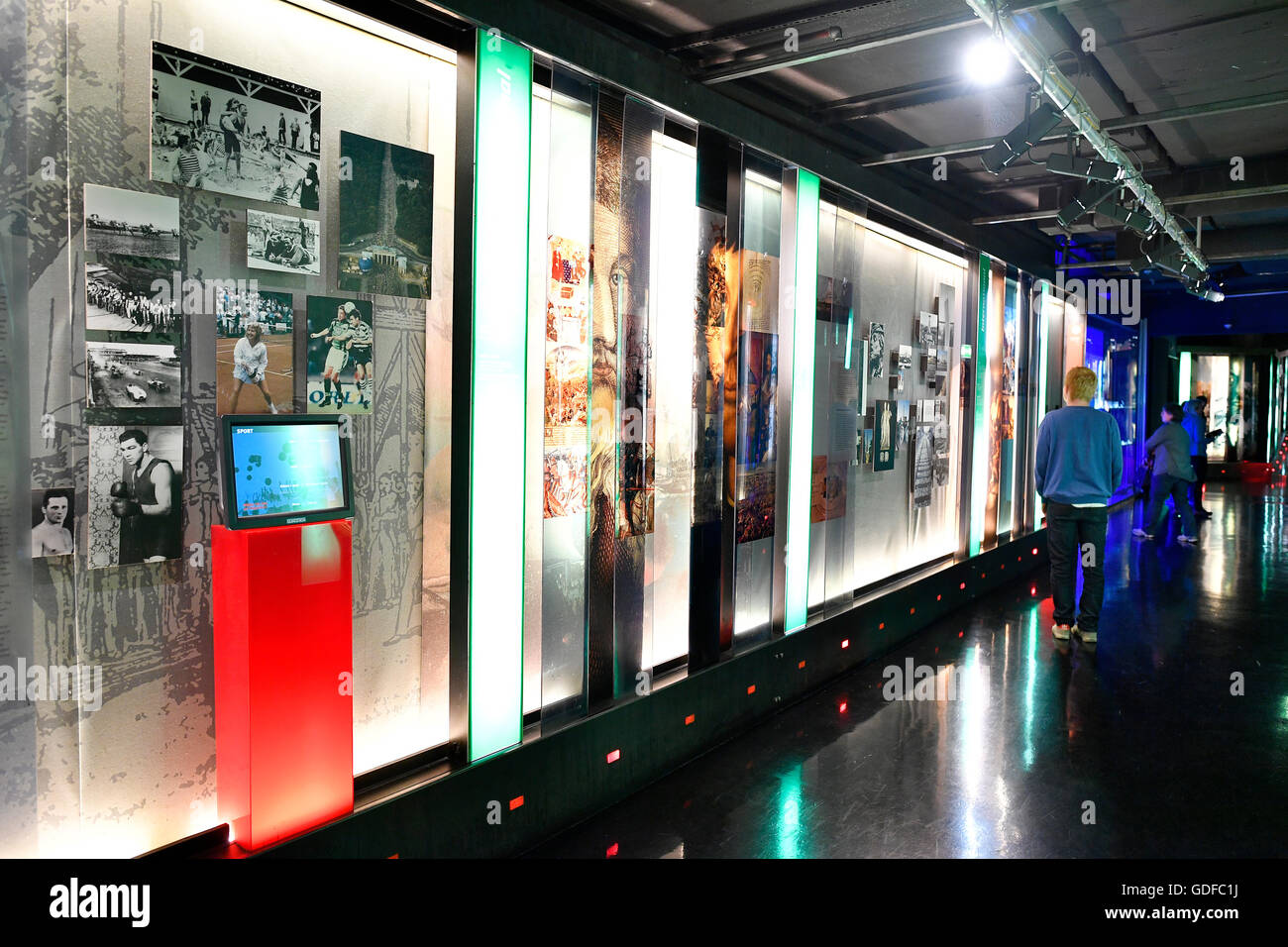 Mostra, museo, mostra interattiva, "La storia di Berlino', Berlino, Germania Foto Stock