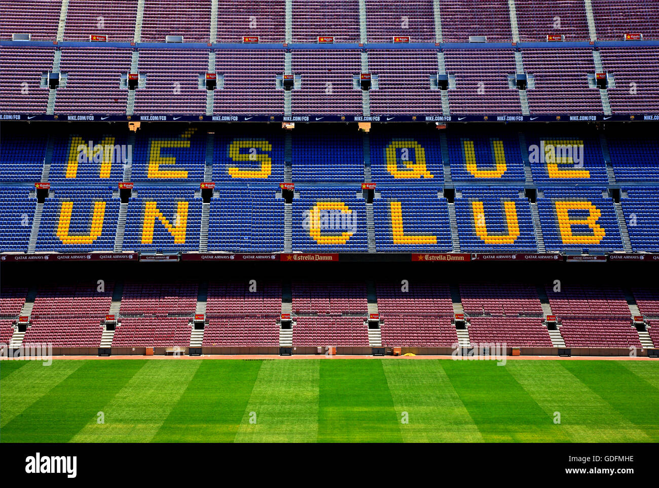 Il Camp Nou, lo stadio di calcio del FC Barcelona. La città di Barcellona, in Catalogna, Spagna Foto Stock