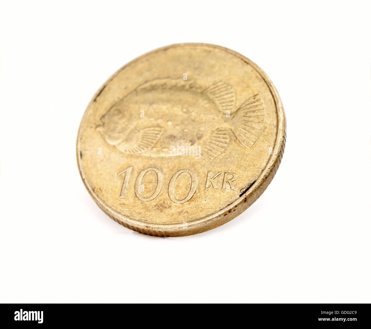100 icelandic krona coin isolati su sfondo bianco Foto Stock
