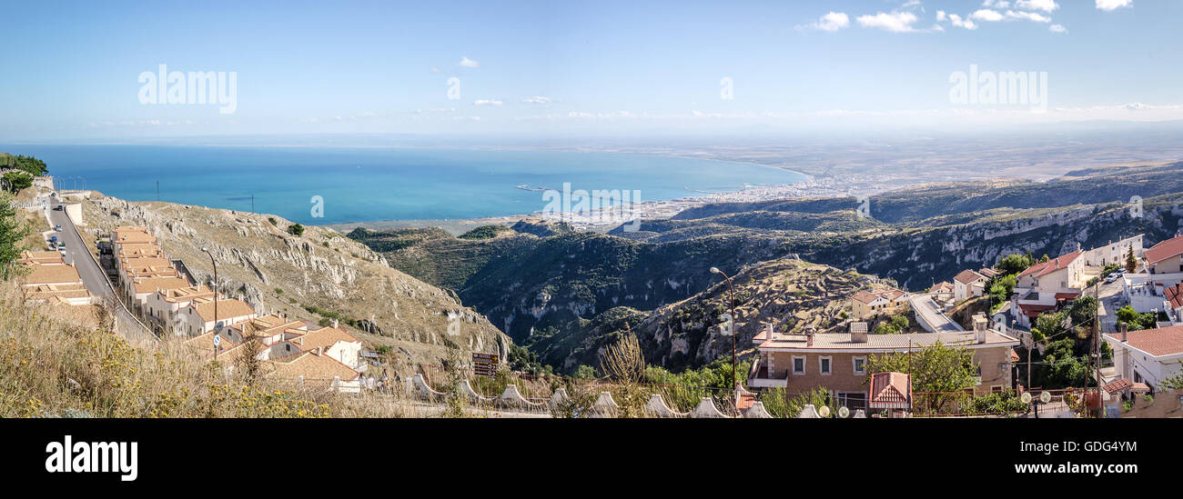 Monte sant angelo gargano puglia italia mare adriatico Foto Stock