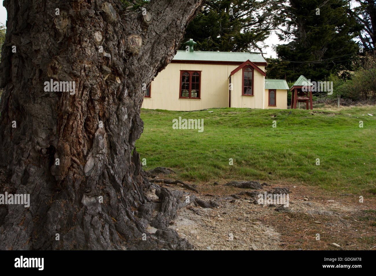 San Bathans chiesa fu costruito nel 1883 ed è una reminiscenza della grande Otago Gold Rush in Nuova Zelanda. Foto Stock