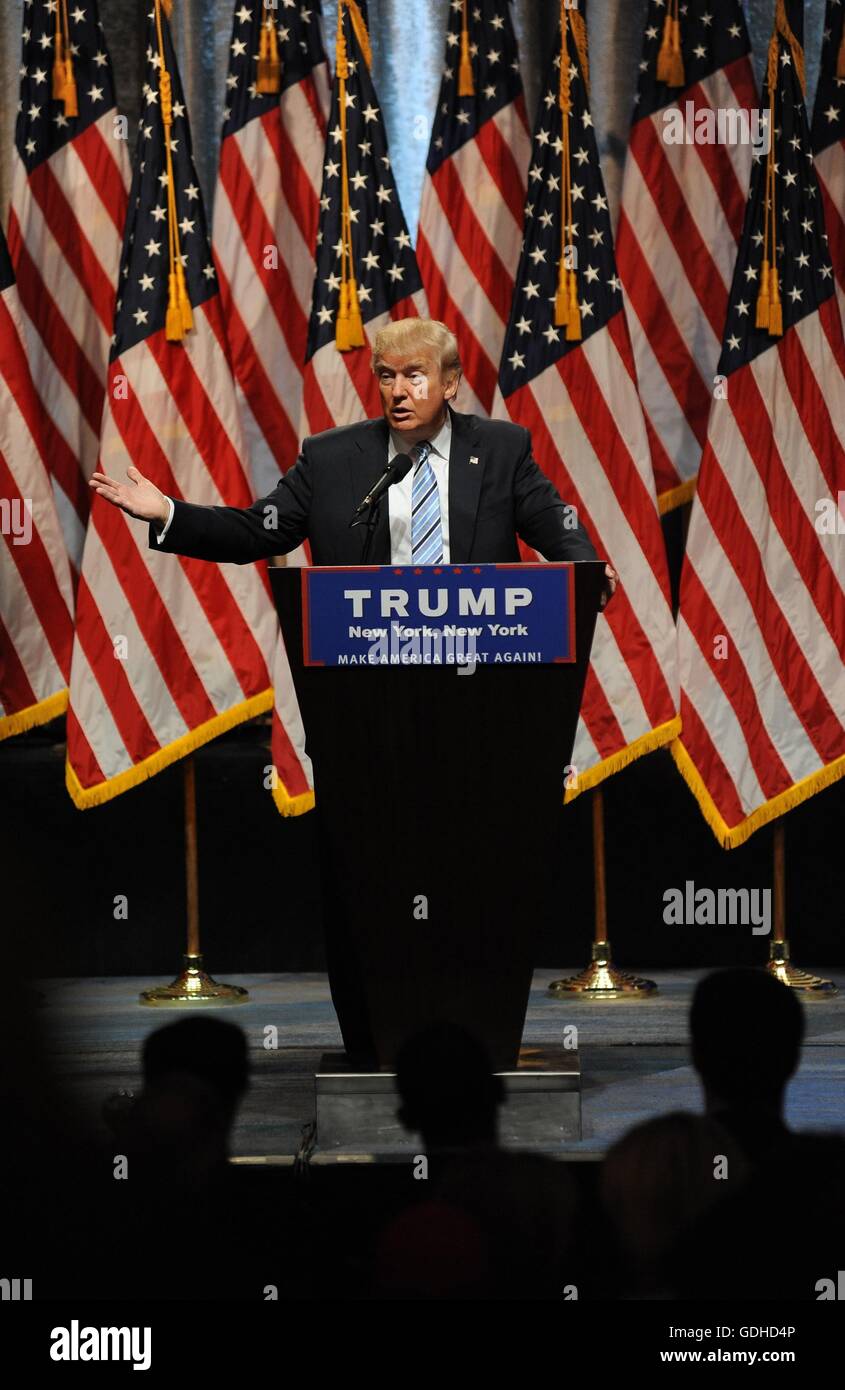 New York, NY, STATI UNITI D'AMERICA. 16 Luglio, 2016. Donald Trump di presenze per Donald Trump annuncia il Governatore Mike Pence come Vice Presidential Running Mate, New York Hilton Midtown, New York, NY Luglio 16, 2016. Credito: Kristin Callahan/Everett raccolta/Alamy Live News Foto Stock