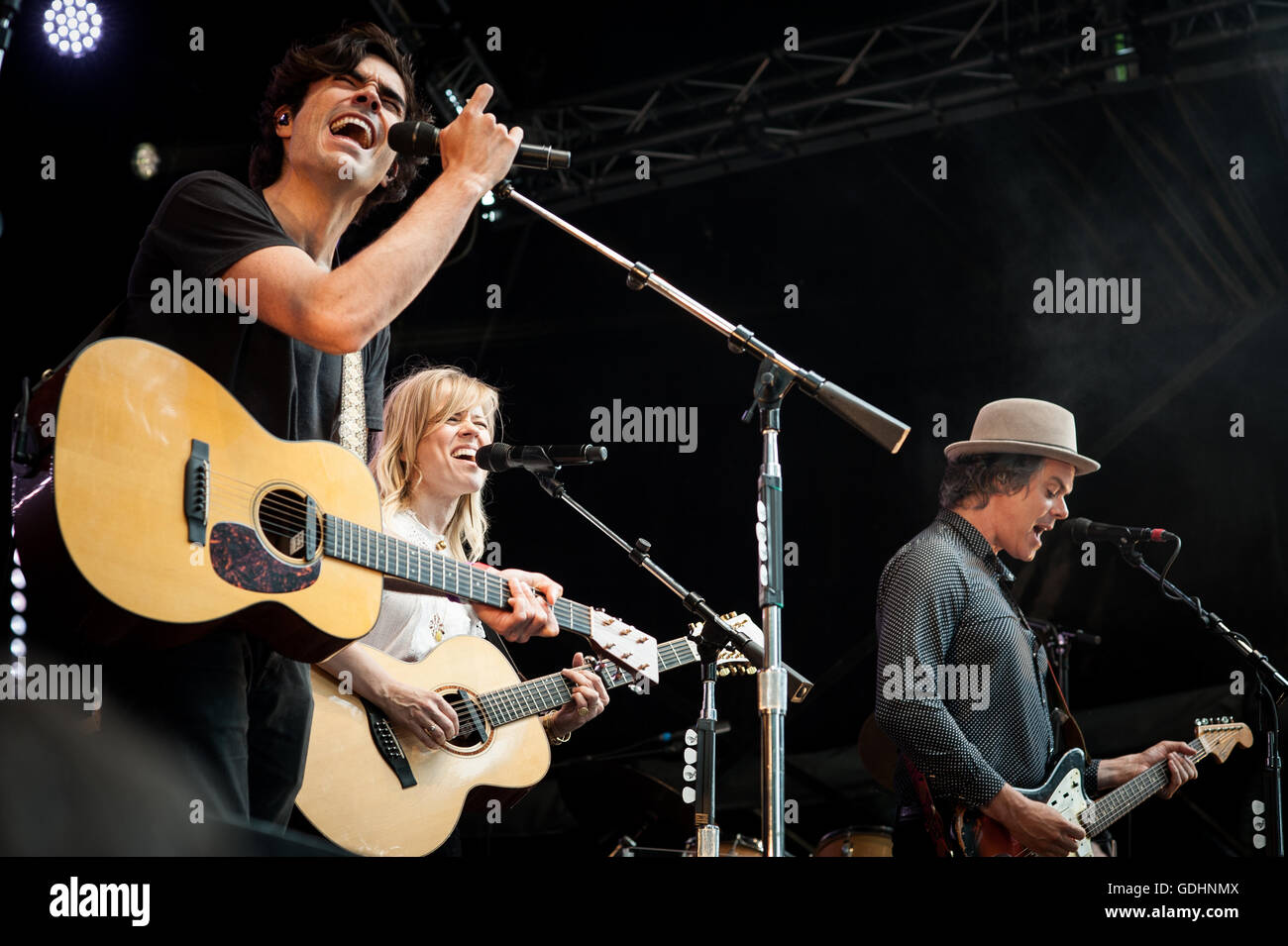 Nijmegen, Paesi Bassi. 18 Luglio, 2016.La celebrazione Vierdaagsefeesten è partito intorno alla International quattro giorni Marche Nijmegen, più grandi del mondo di multi-giorno evento a piedi.Credit: Romy Arroyo Fernandez/Alamy Live News Foto Stock