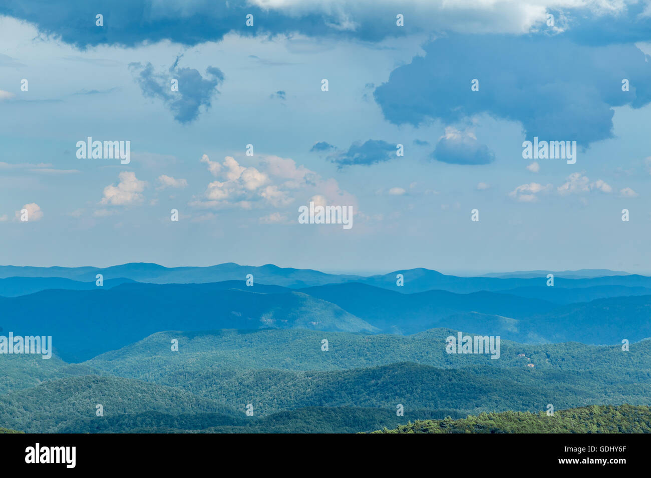 Una vista del North Carolina campagna da Blue Ridge Parkway Foto Stock