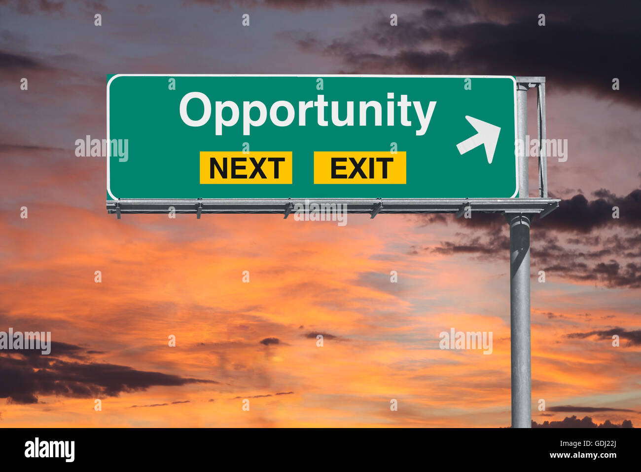 Opportunità prossima uscita autostrada segno con sunrise sky. Foto Stock
