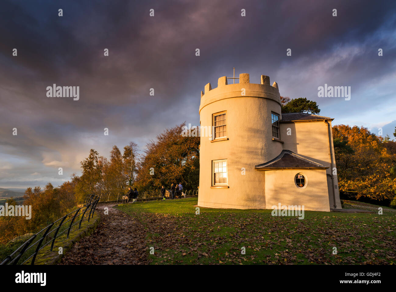 Il Roundhouse sulla sommità della collina Kymin, Monmouth, Monmouthshire, Regno Unito Foto Stock
