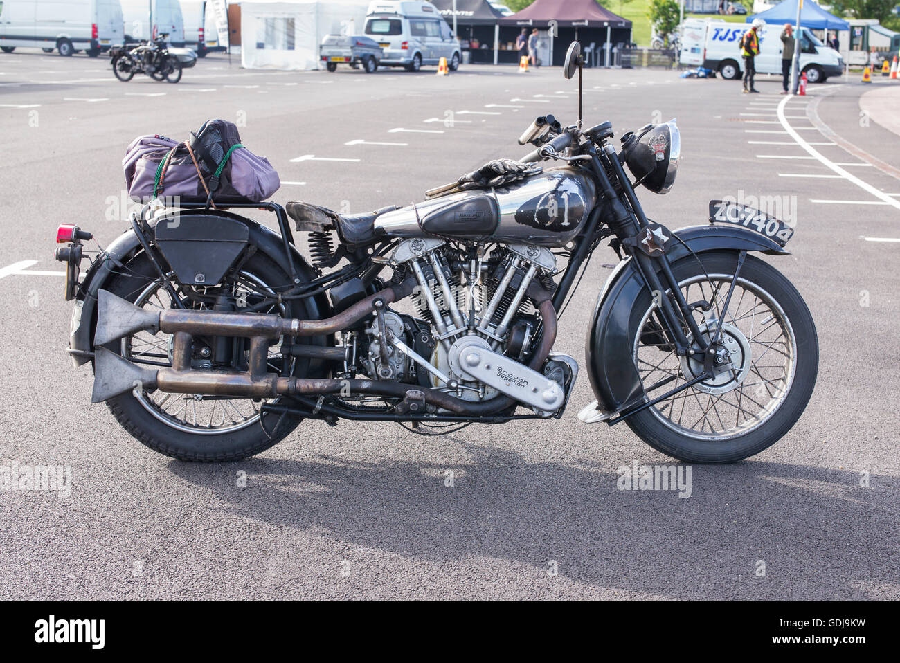 Vintage Brough Superior motociclo a Banbury VMCC Esegui. Banbury, Oxfordshire, Inghilterra. Foto Stock