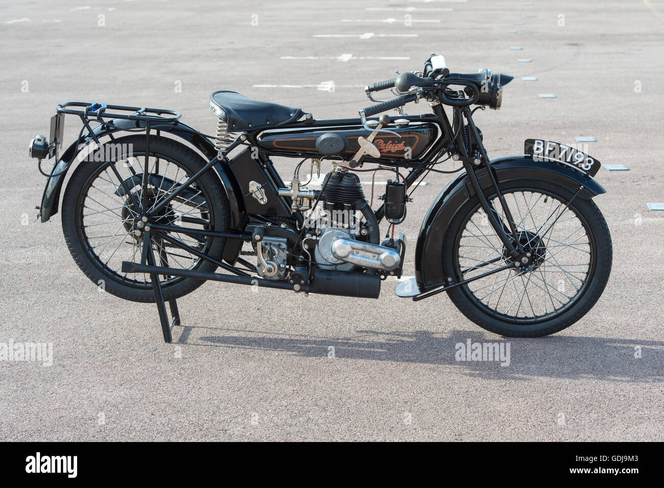 L'annata 1924 Raleigh motociclo a Banbury VMCC Esegui. Banbury, Oxfordshire, Inghilterra. Foto Stock