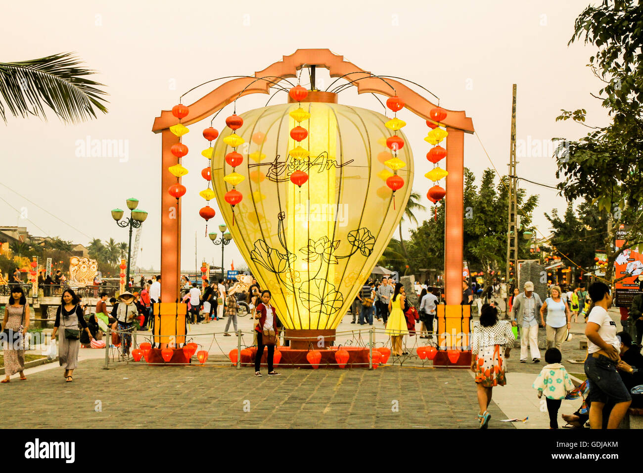 Anno Nuovo Cinese festa delle lanterne in Hoi An, Vietnam Foto Stock