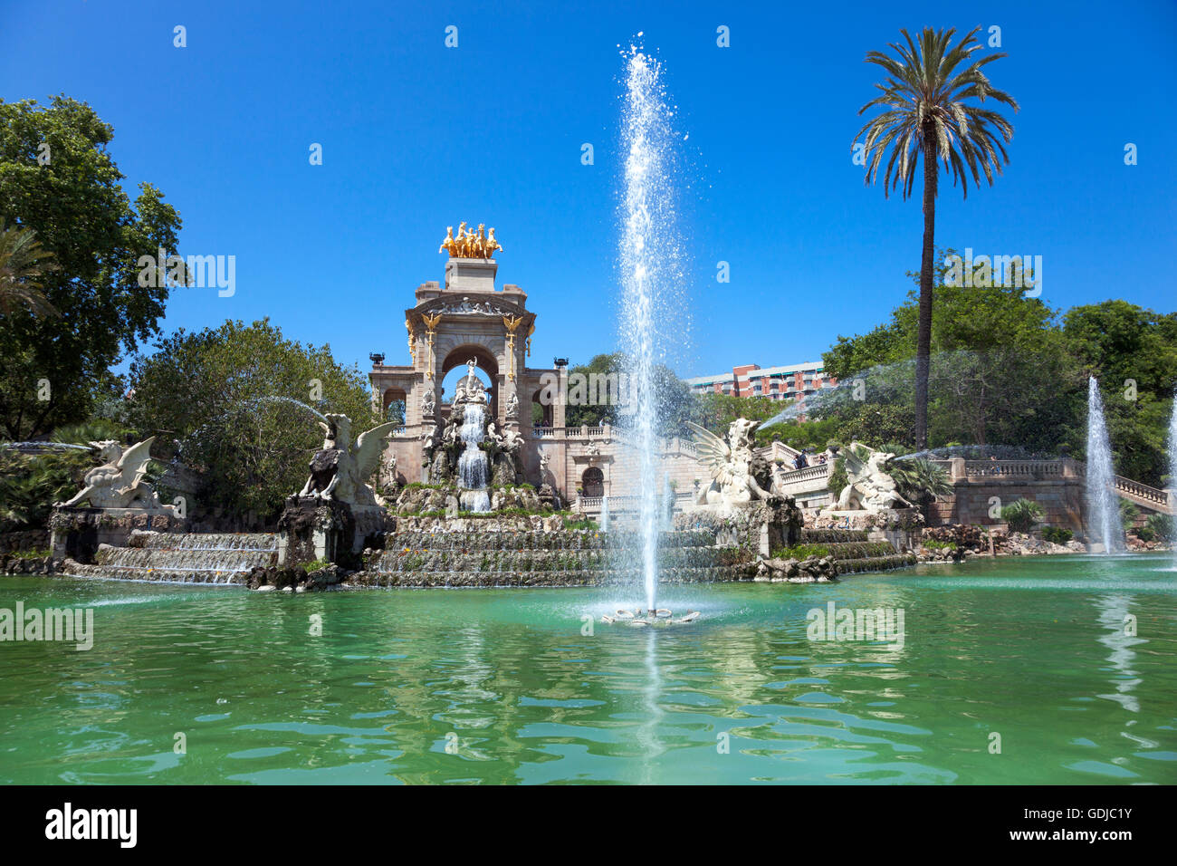 Cascada fontana monumentale parte disegnate da Gaudi nel Parco de la Ciutadella, Barcellona, Spagna Foto Stock