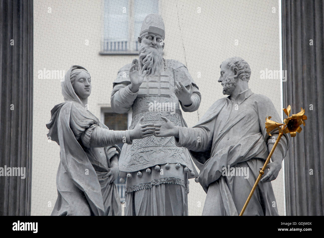 Il famoso monumento che mostra l'impegno di Maria e Giuseppe si trova nel primo distretto di Vienna Foto Stock