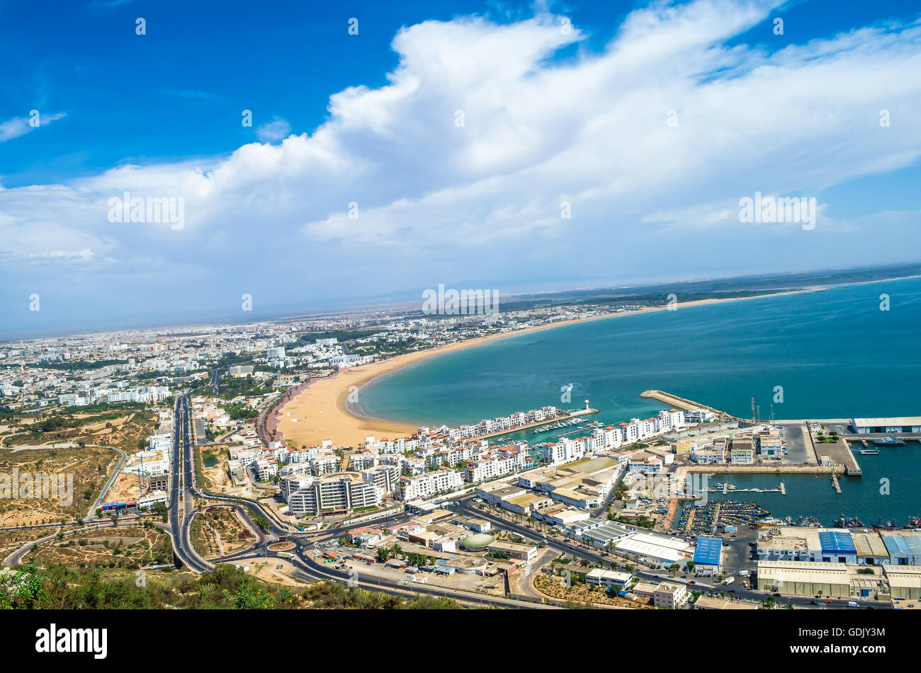 Lo spot è una testimonianza della devastante terremoto che ha colpito Agadir in 1960. Ora Oufella Agadir Agadir è meglio touristique, dove il turista a godere di una bella 360 gradi il panorama della città e della costa. Foto Stock