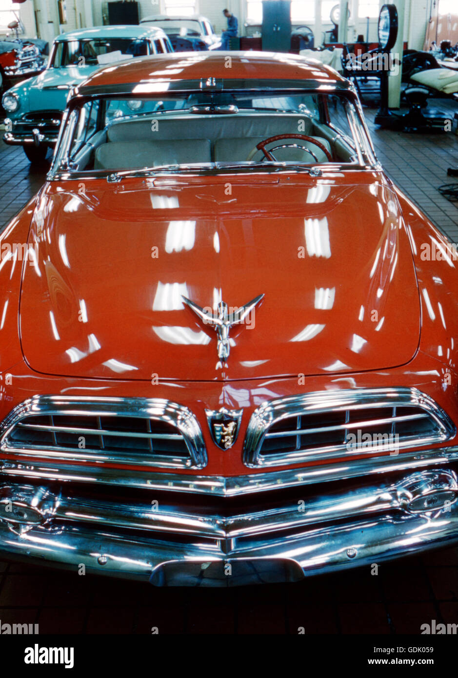 Il 1955 Chrysler Plymouth, progettato da Virgilio Exner Foto Stock