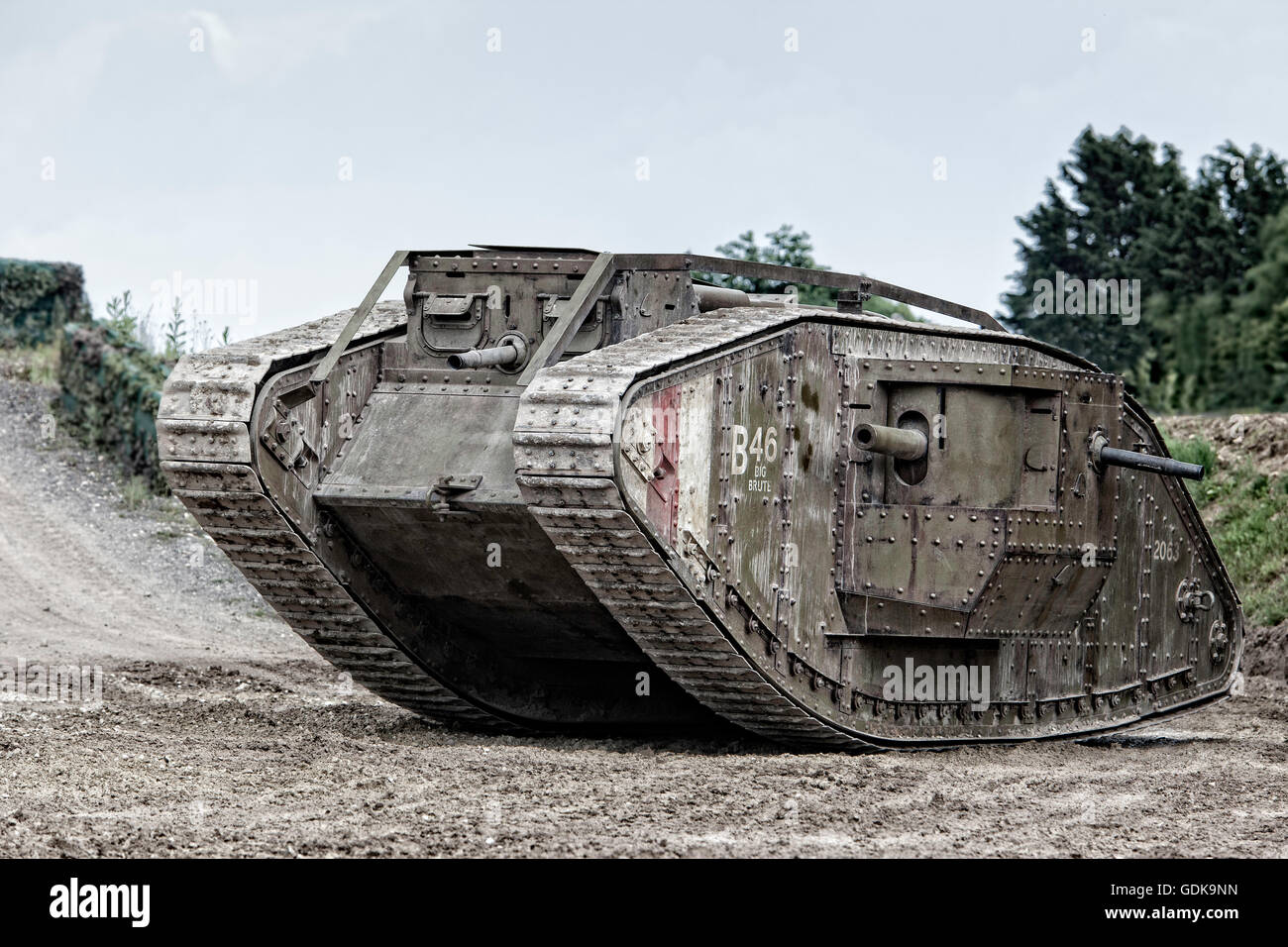 Tankfest, bovington, 2016 Mark IV Prima Guerra Mondiale serbatoio (lavorando full size replica originale) come usato nella War Horse Film Foto Stock