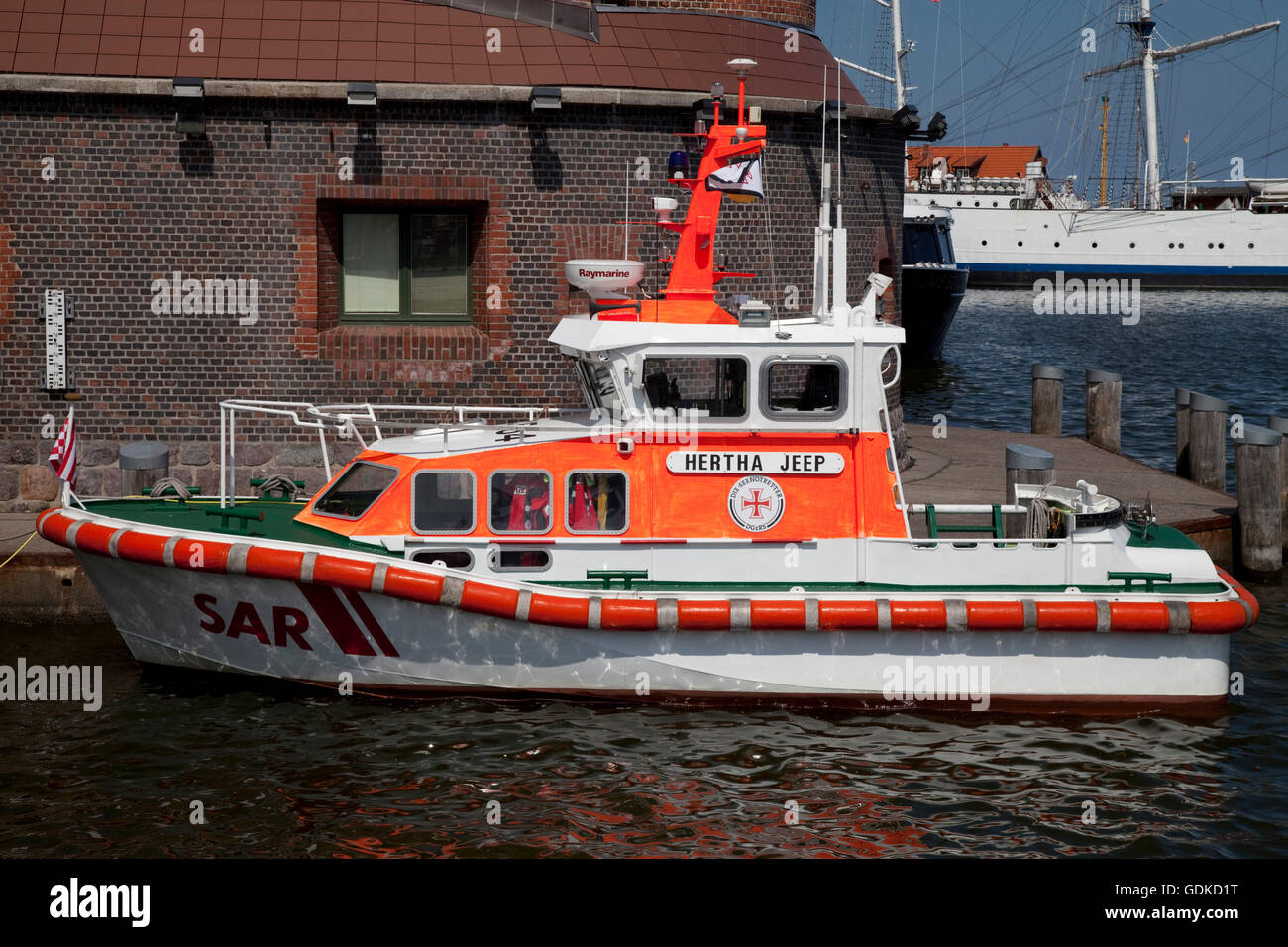 Hertha Jeep, la barca di salvataggio, scialuppa di salvataggio, porto, Stralsund, Meclemburgo-Pomerania Occidentale Foto Stock