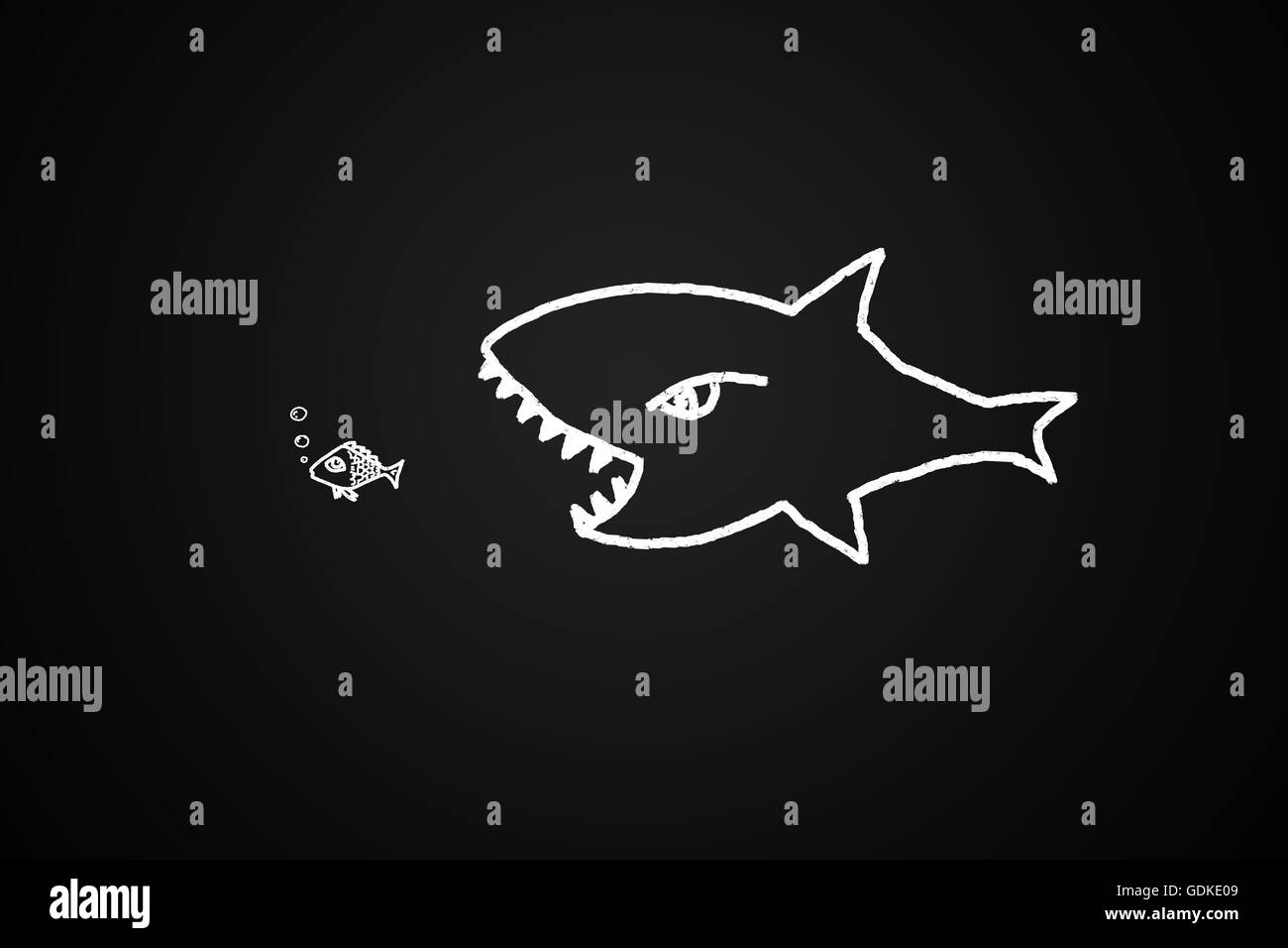 Grande mangia il pesce piccolo immagine concettuale fatta con disegnato a mano. Foto Stock