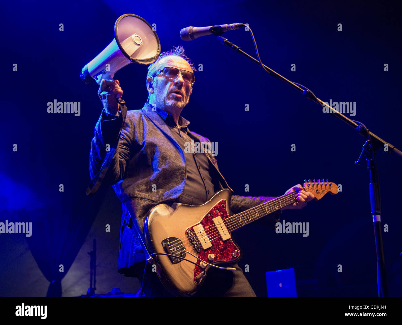 Elvis Costello Live in Concert a Galway Arts Festival. Foto Stock