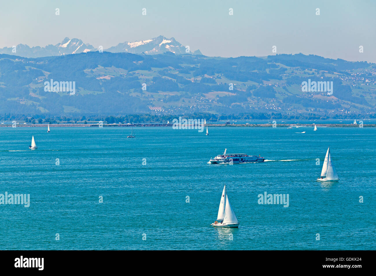 Escursione in barca a vela e barche vicino a Lindau, Lago di Costanza, Baviera, Germania Foto Stock