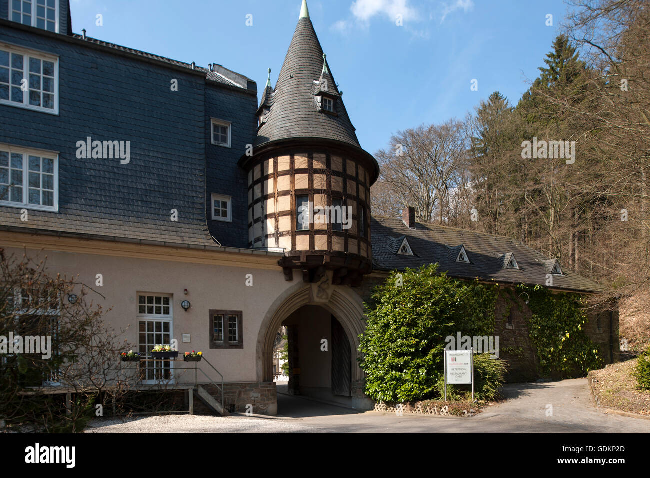 Deutschland, Oberbergischer Kreis, Wermelskirchen, Tagungshotel Maria in der Aue. Erbaut wurde das ehemalige Jagdschloss von der Foto Stock