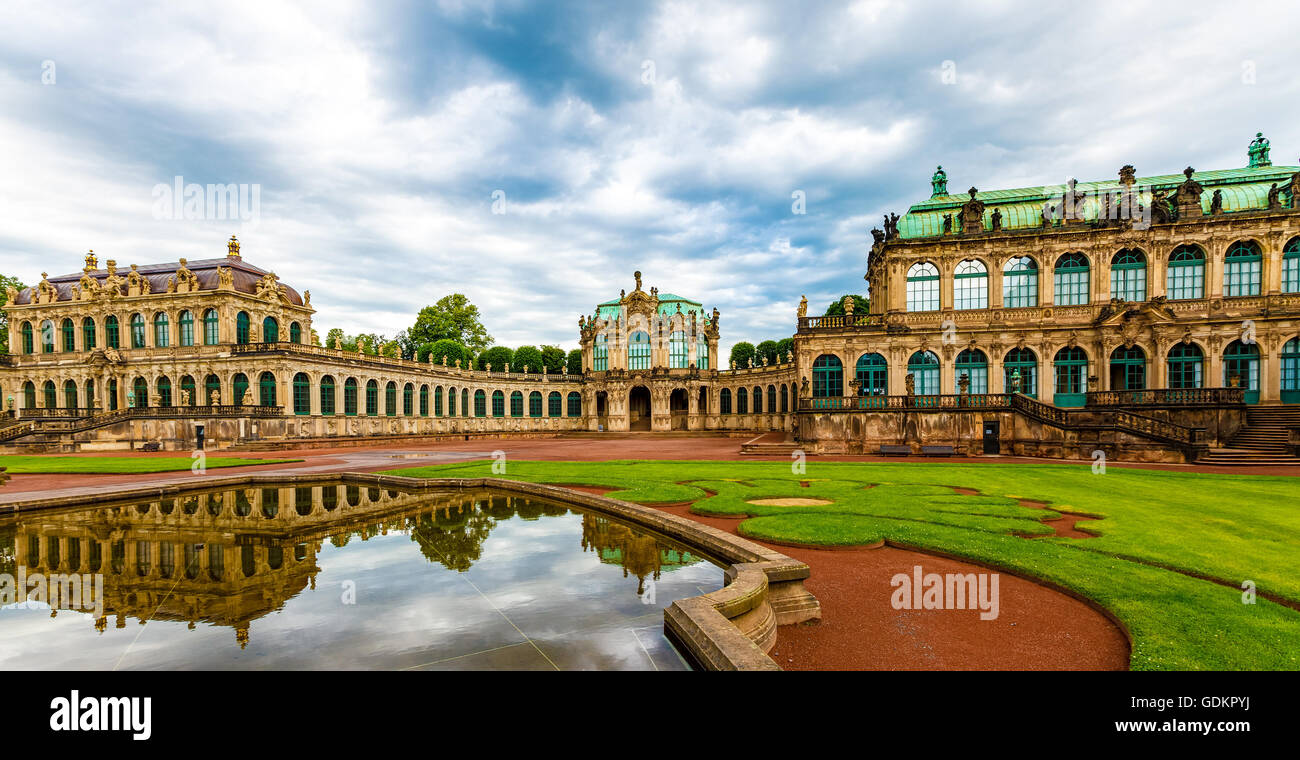 Zwinger stile Rococò palace in Dresden Foto Stock