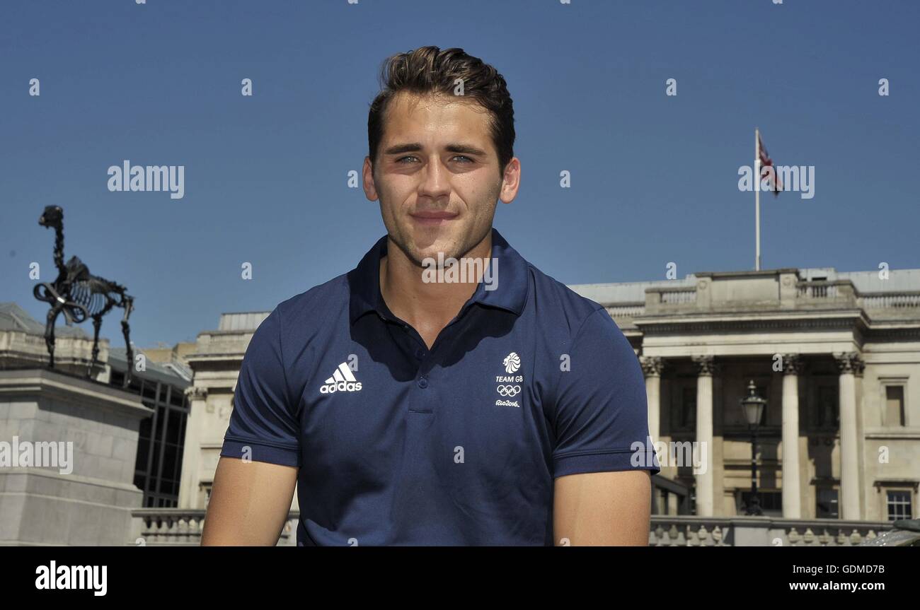 Londra, Regno Unito. 19 Luglio, 2016. Ollie Lindsay aia (arlecchini). TeamGB annunciare il Rugby Sevens (7'S) squadre per la Rio2016 Olimpiadi. Trafalgar square. Londra. Regno Unito. 19/07/2016. Credito: Sport In immagini/Alamy Live News Foto Stock