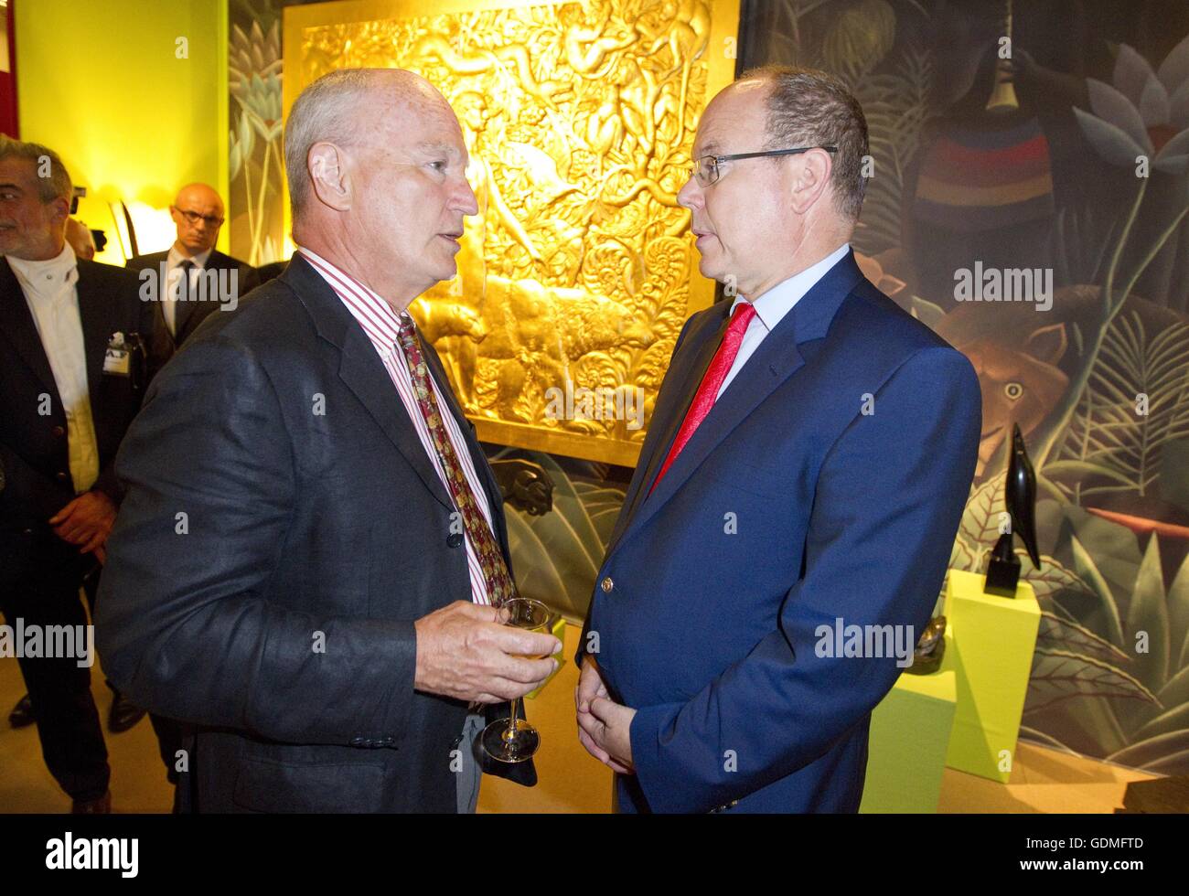 Monaco, Monaco. 19 Luglio, 2016. Il Principato di Monaco e Monte Carlo - Luglio 19, 2016: europeo Arte Fiera con S.A.S. Il Principe Alberto II di Monaco e Hadelin de La Tour du Pin, Ambasciatore di Francia a Monaco | Utilizzo di credito in tutto il mondo: dpa/Alamy Live News Foto Stock