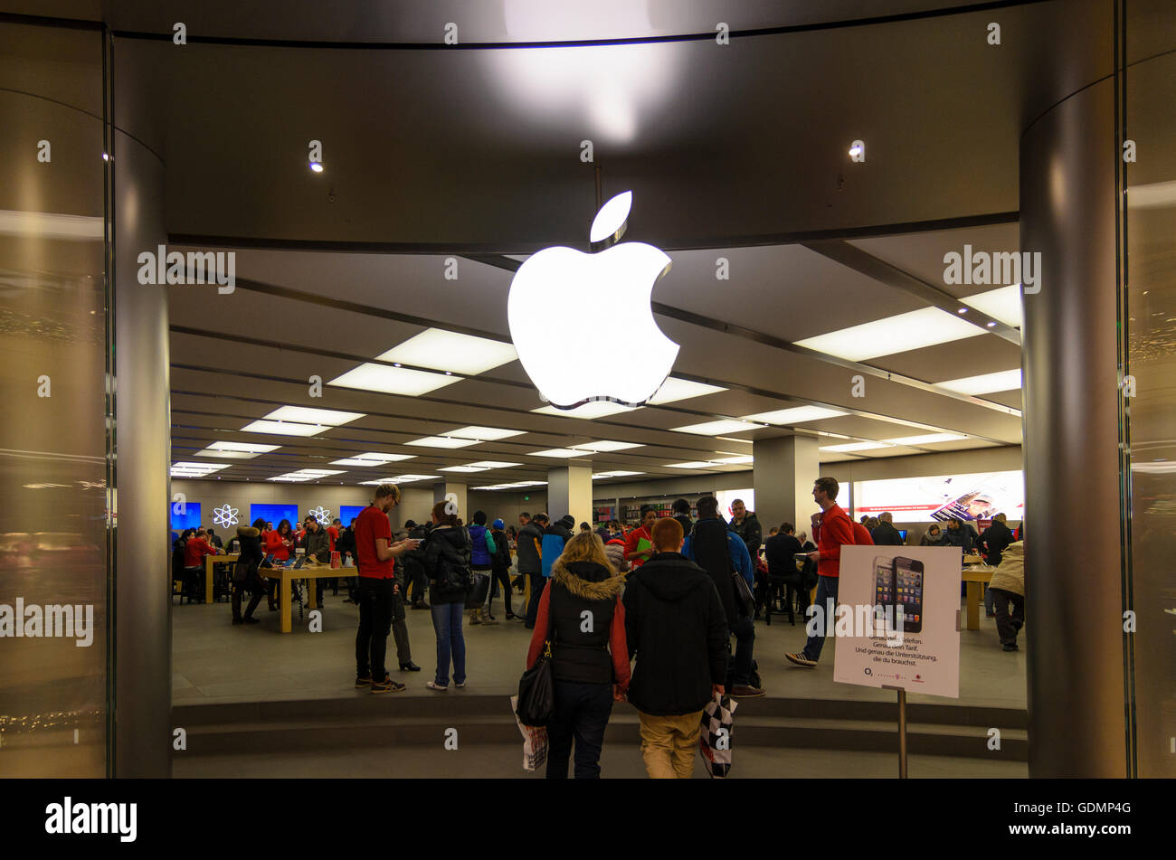 Dresda: Apple Store nel centro commerciale Altmarktgalerie, Germania, Sassonia, Sassonia, Foto Stock