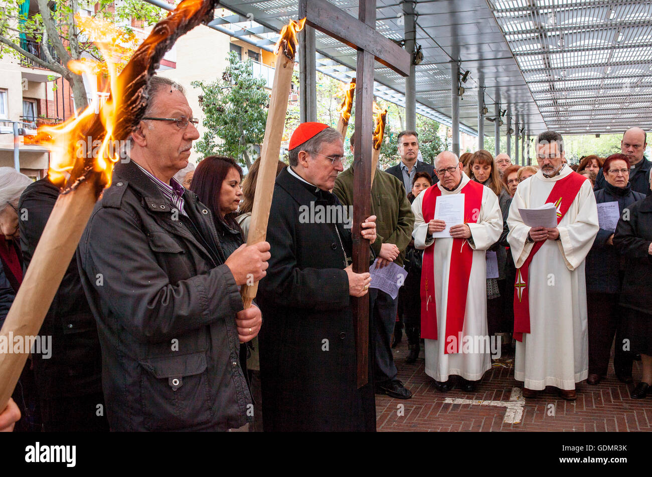 Rappresentanza,Via della Croce,presieduto dal Cardinale e Arcivescovo di Barcelona Lluís Martínez Sistach, Venerdì Santo, Pasqua Foto Stock
