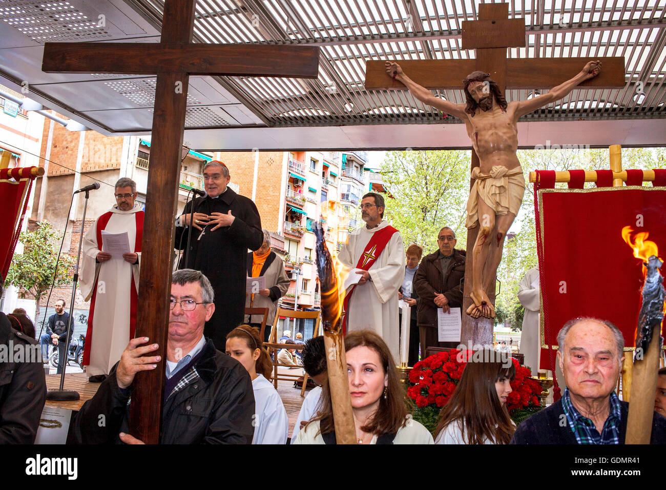 Rappresentanza,Via della Croce,presieduto dal Cardinale e Arcivescovo di Barcellona Lluis Martineznez Sistach, Venerdì Santo, Pasqua Foto Stock