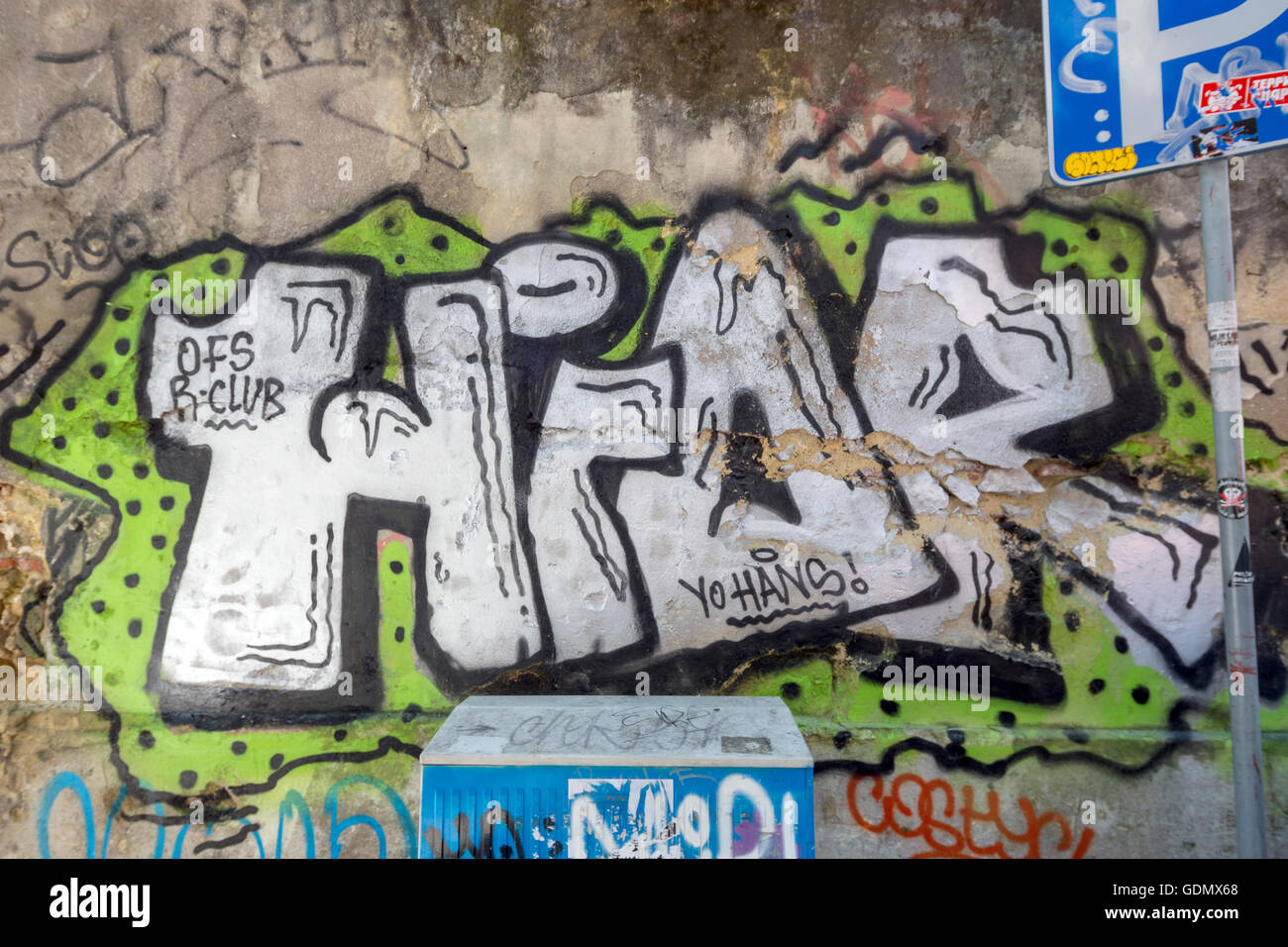Graffiti per le strade di Lisbona, Lisbona, distretto di Lisbona, Portogallo, Europa, viaggi, fotografia di viaggio Foto Stock