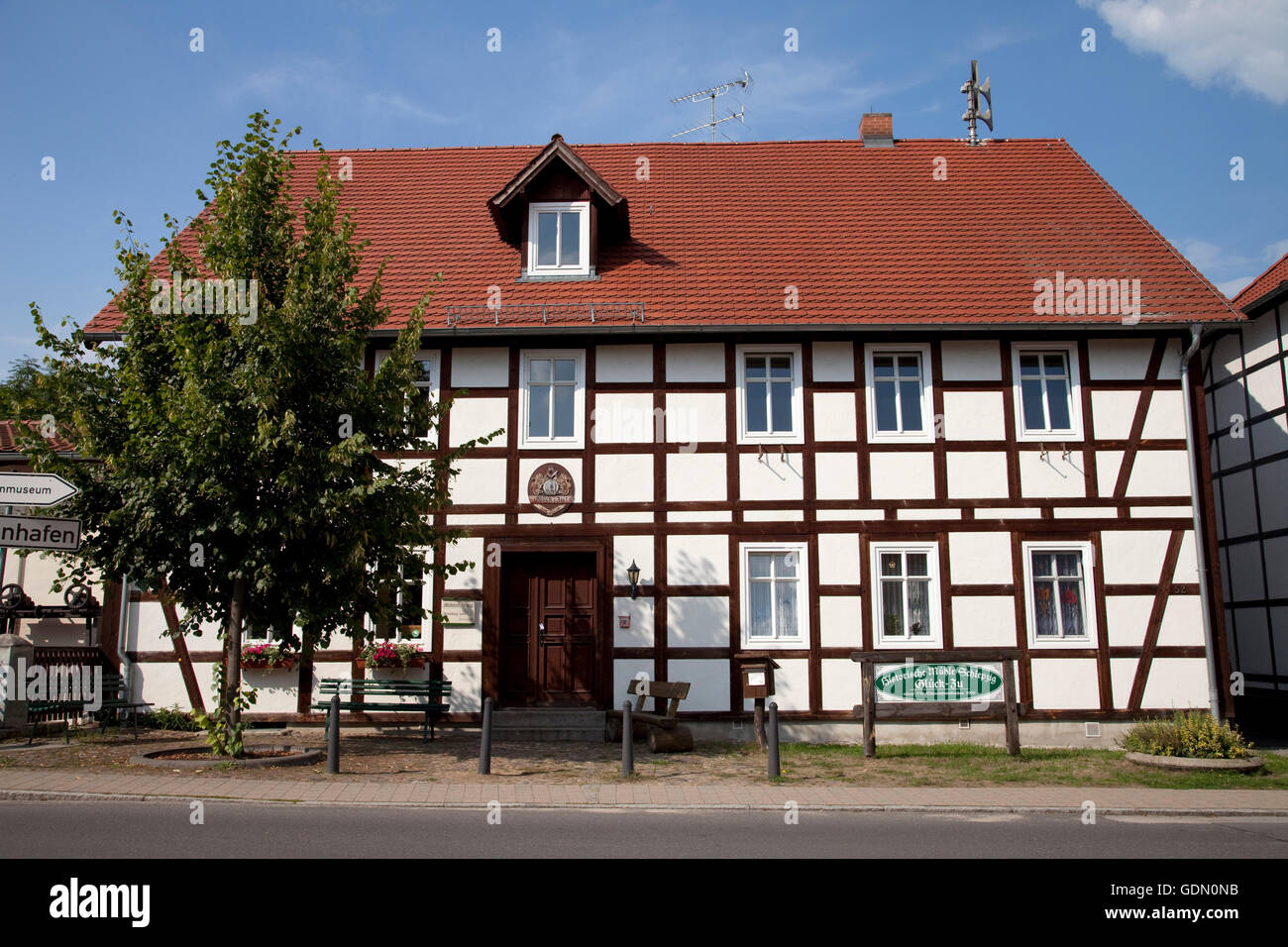 Storico mulino Glueck-Zu, casa in legno e muratura, Schlepzig, Spreewald, Brandenburg Foto Stock