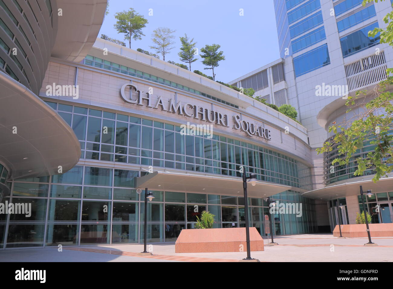 Chamchuri Square shopping mall in Silom Bangkok in Thailandia. Foto Stock