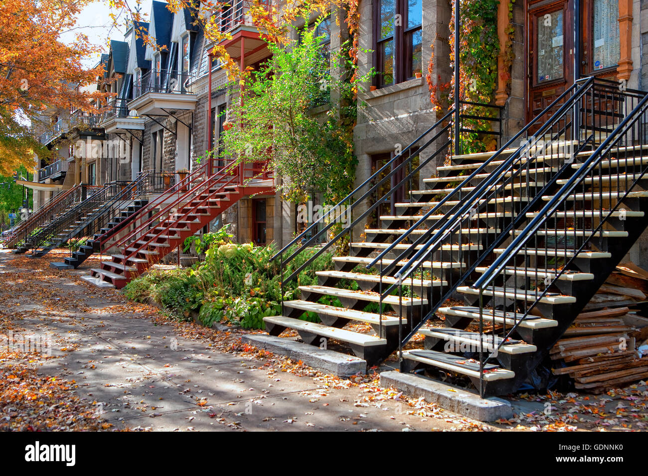 Case sulla rue Sherbrooke, Montreal Foto Stock