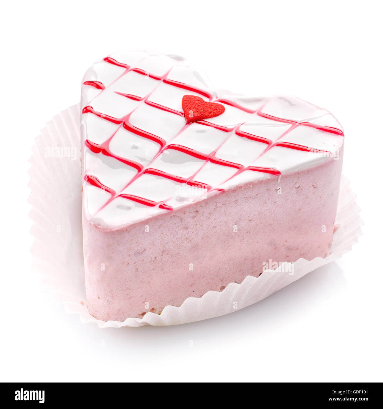 Gustosi piatti deliziosi snack dolce a forma di cuore su uno sfondo bianco Foto Stock