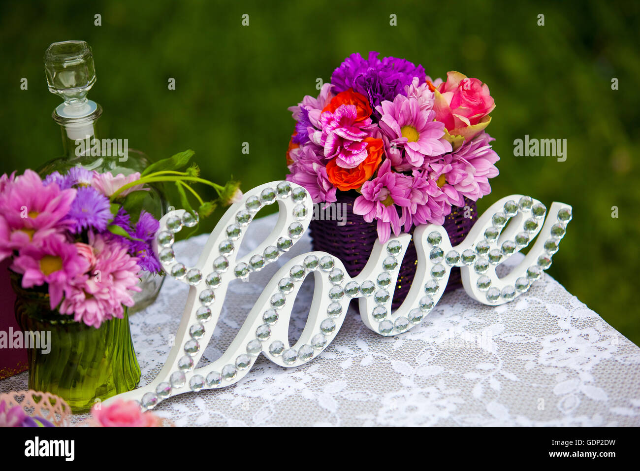 Decorazioni per matrimoni, amore cartello in legno Foto Stock