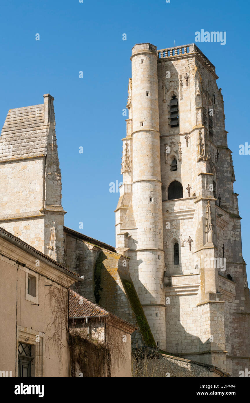 Campanile della St Gervais duomo (XIII secolo). Lectoure. Gers. La Francia. Foto Stock