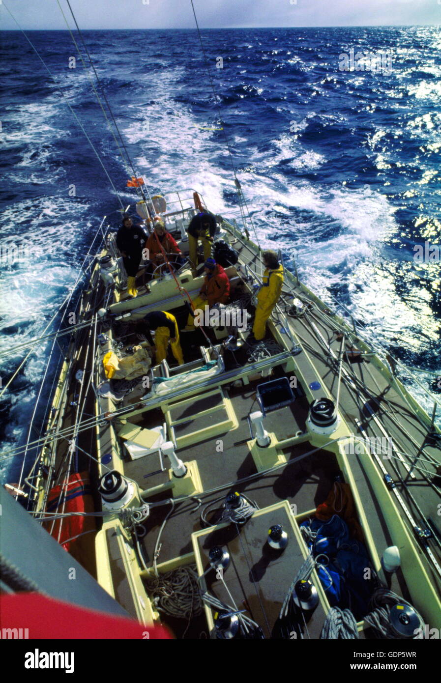 AJAX NEWS FOTO. 1978. Oceano Meridionale. - WHITBREAD Round the World Race - CONDOR striature attraverso l'Oceano del Sud, Peter Blake al volante. Foto:GRAHAM CARPENTER/AJAX REF:804583 Foto Stock
