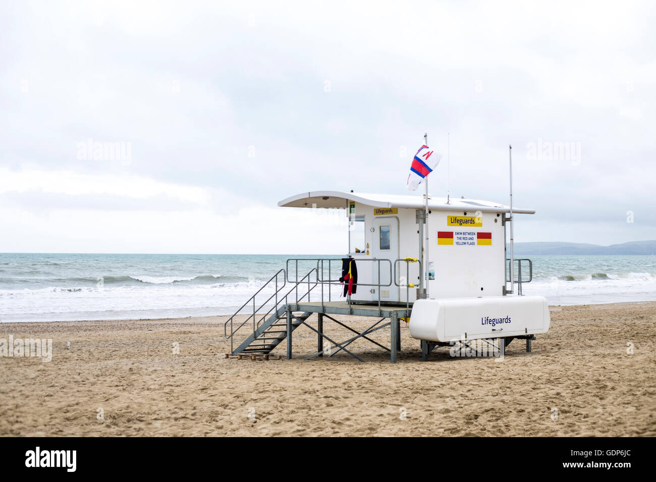 Torre bagnino sulla spiaggia di Bournemouth, Bournemouth Dorset, Regno Unito Foto Stock