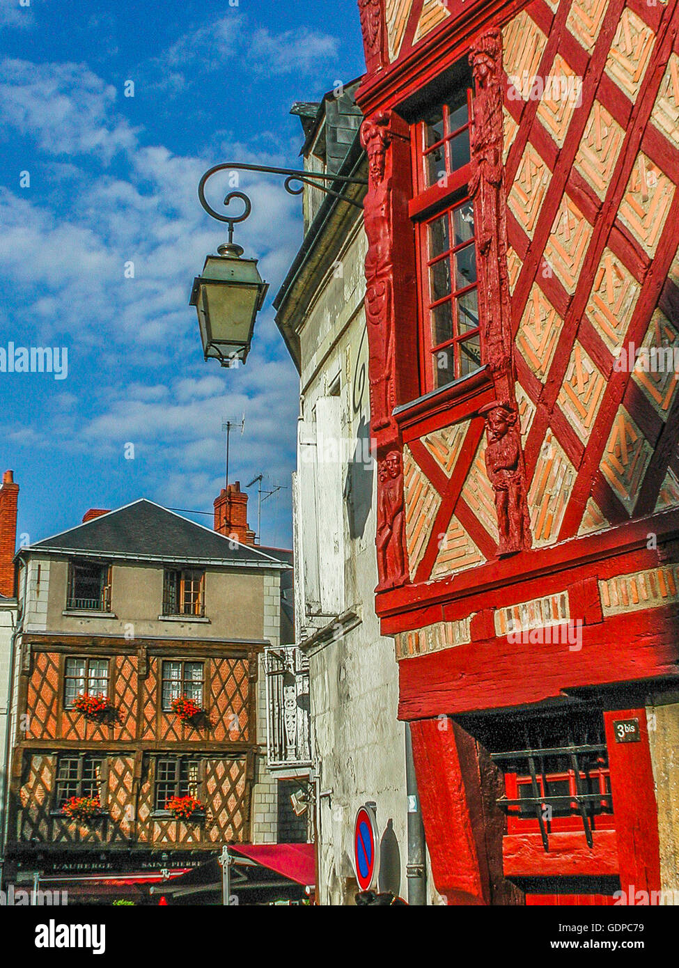 Il centro della città di Saumur, Francia Foto Stock
