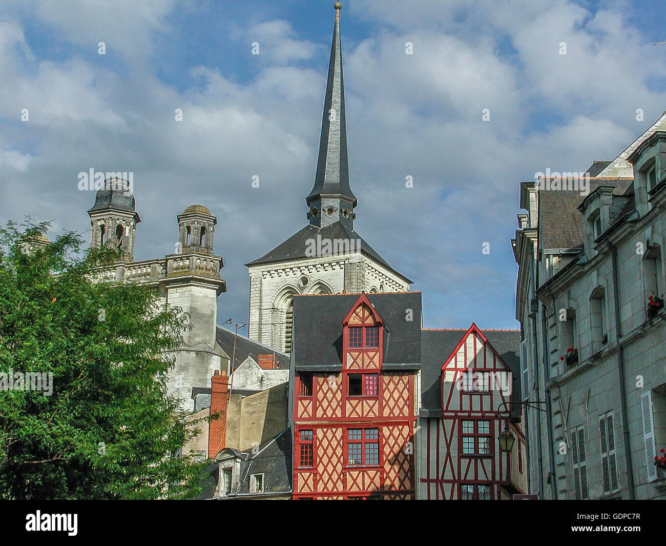 Il centro della città di Saumur, Francia Foto Stock