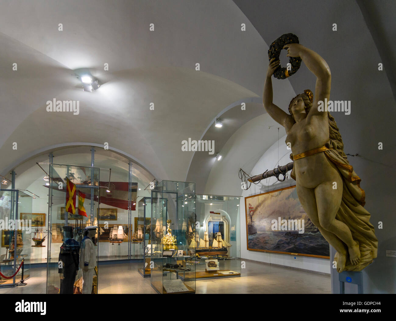 Wien, Vienna: il museo militare : polena della s.m.s. Helgoland e presenta delle navi da guerra, Austria, Wien, 03. Foto Stock